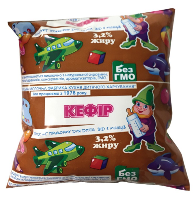 Кефір кислий 3,2% жиру для дитячого харчування МІСЬКА МОЛОЧНА ФАБРИКА-КУХНЯ ДИТЯЧОГО ХАРЧУВАННЯ, 200г